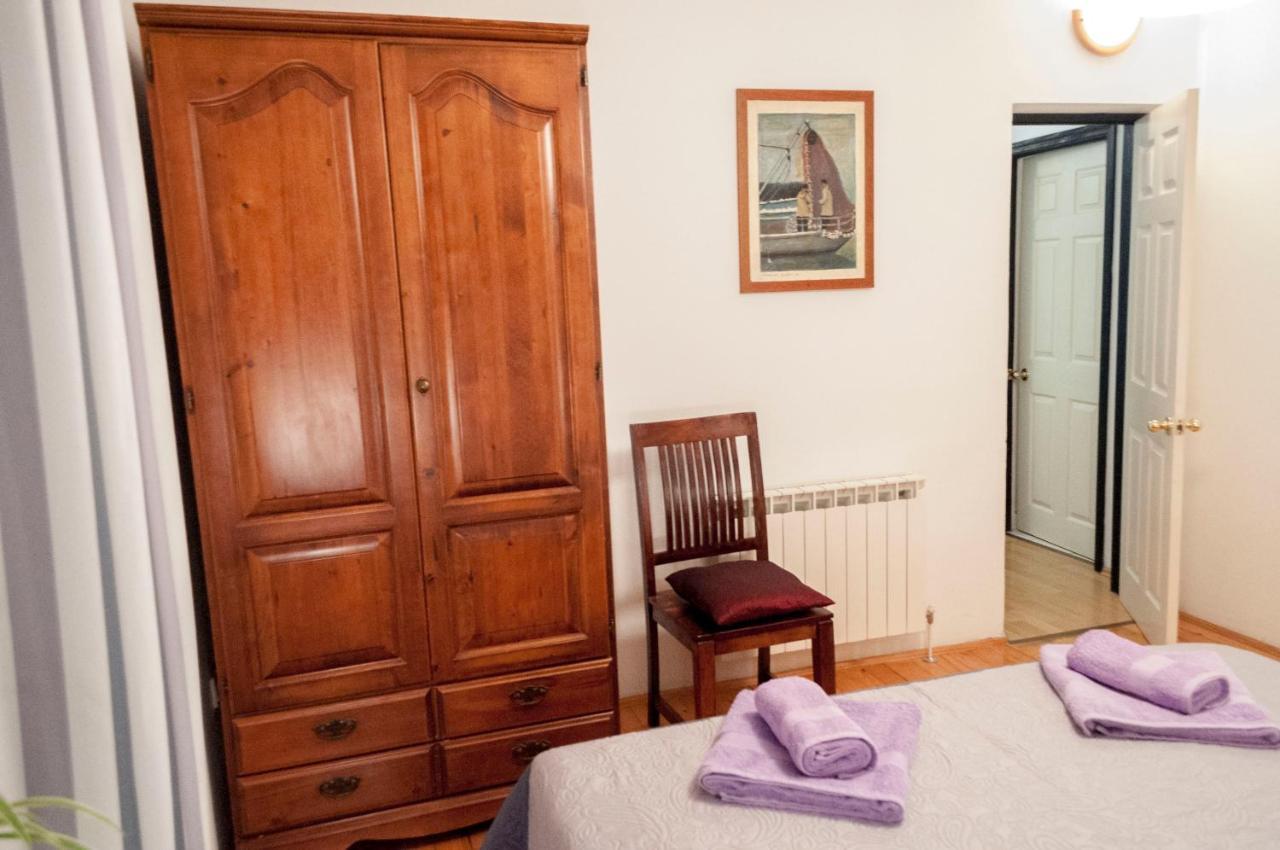 Apartment Rosa 1 Ровин Екстериор снимка